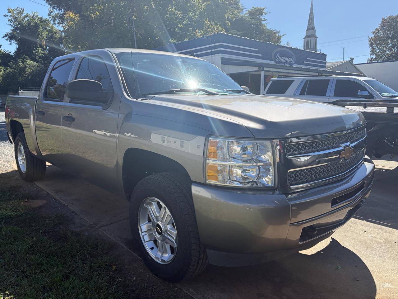 Chevrolet Silverado 1500 LT Crew Cab 4WD 2013