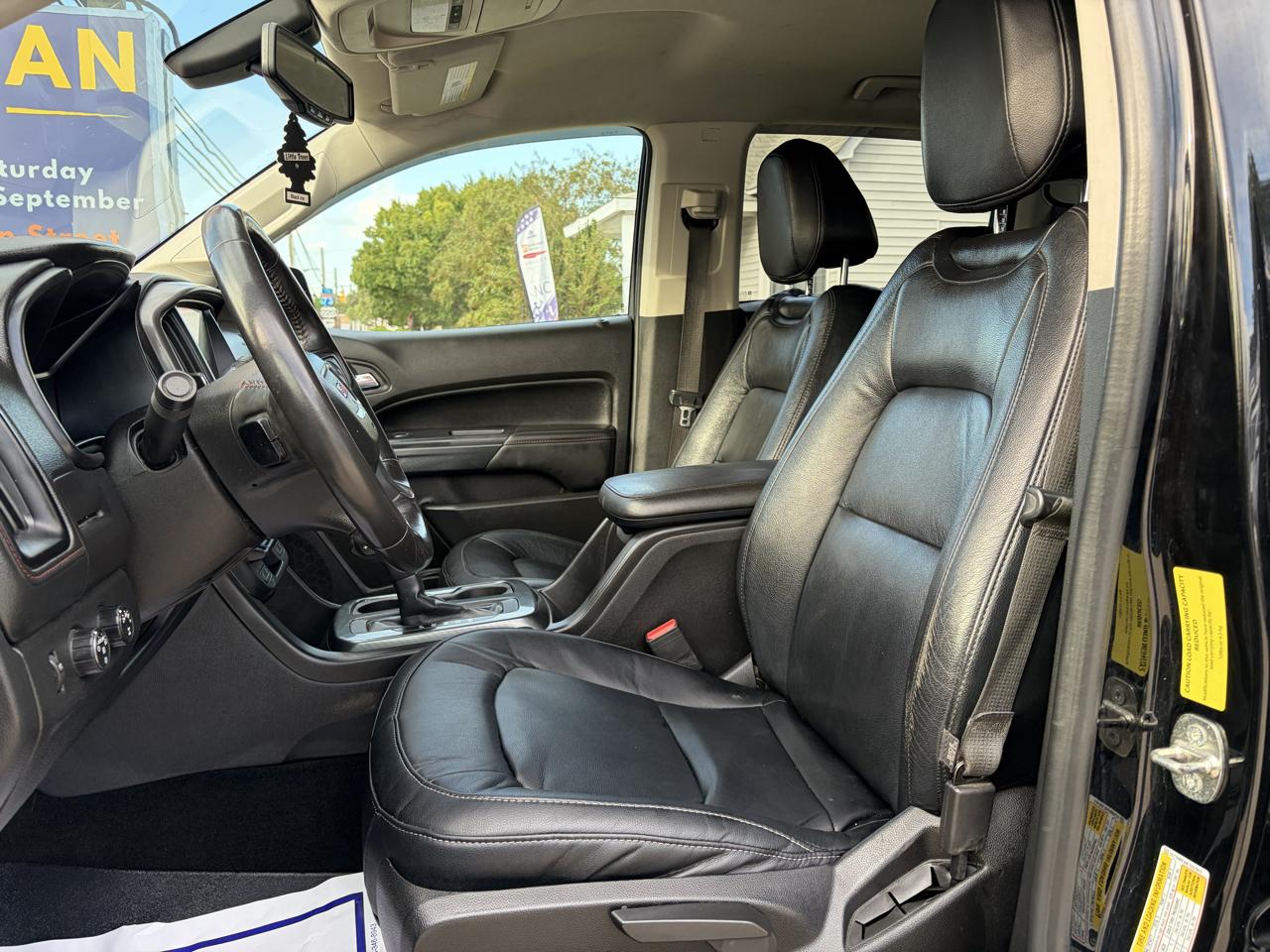 GMC Canyon SLE Crew Cab 4WD Short Box 2015