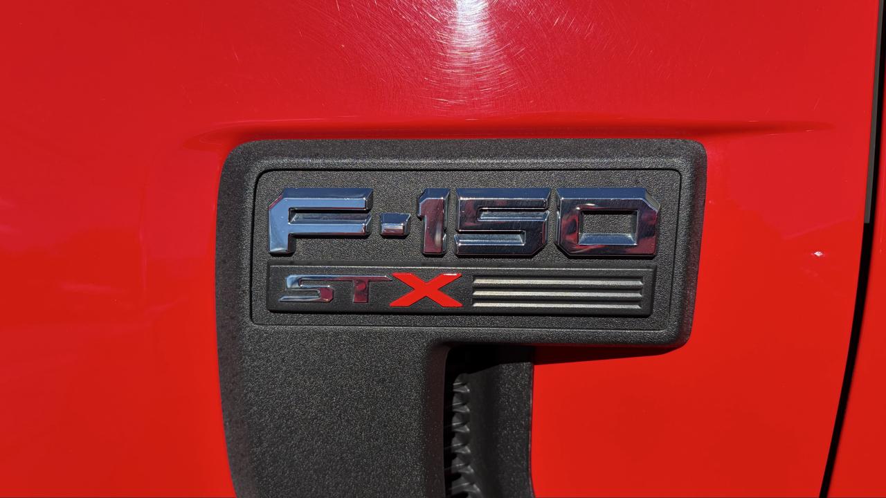 Ford F-150 4WD SuperCrew 145" STX 2021