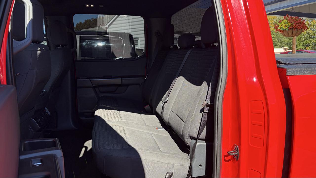 Ford F-150 4WD SuperCrew 145" STX 2021