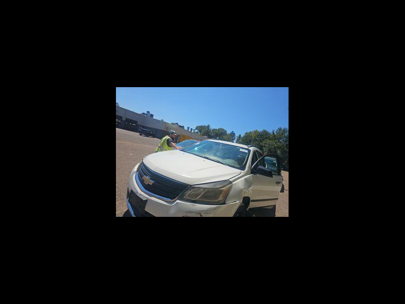 2014 Chevrolet Traverse LS FWD w/PDC