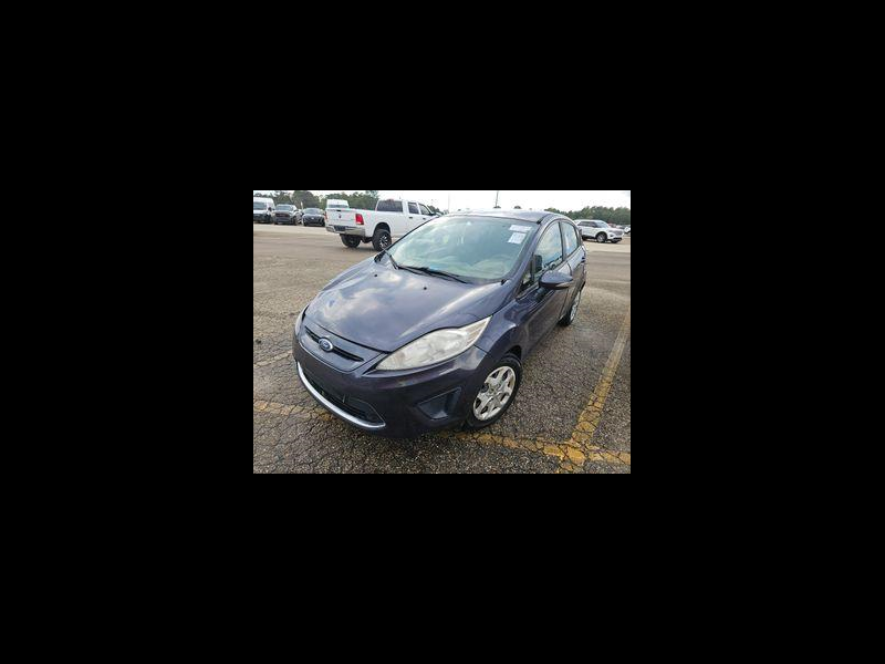 2013 Ford Fiesta SE Hatchback