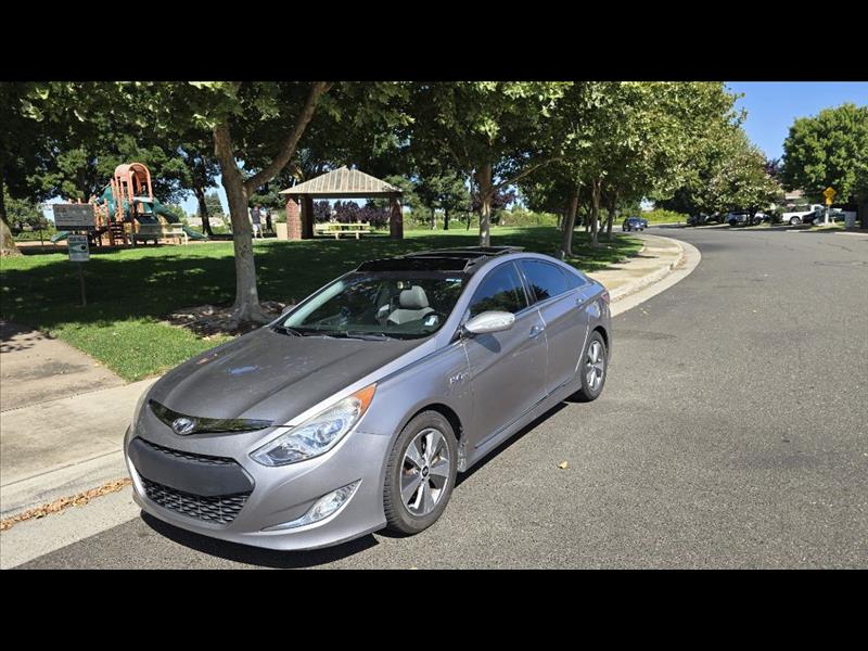 2012 Hyundai Sonata Hybrid Sedan