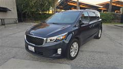 2016 Kia Sedona 