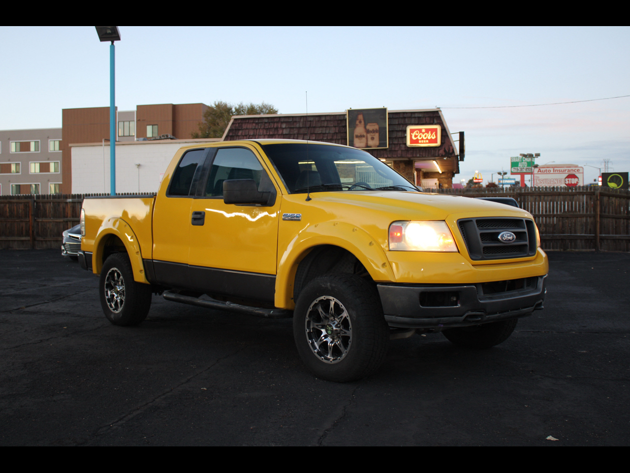 2004 Ford F-150 XL SuperCab 4WD