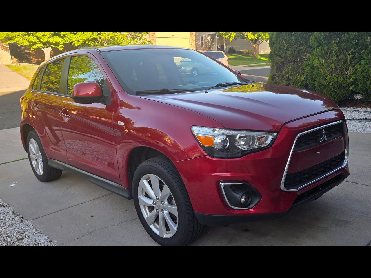 2015 Mitsubishi Outlander Sport 2.0 ES AWC CVT's photo