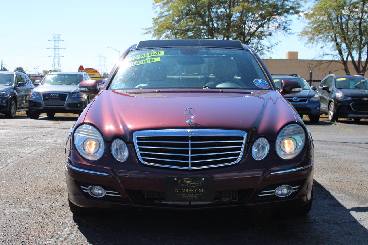 Mercedes-Benz E-Class photo 2