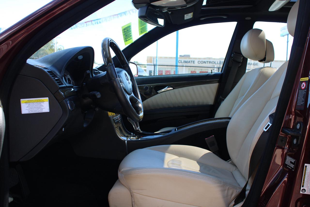 Mercedes-Benz E-Class photo 10