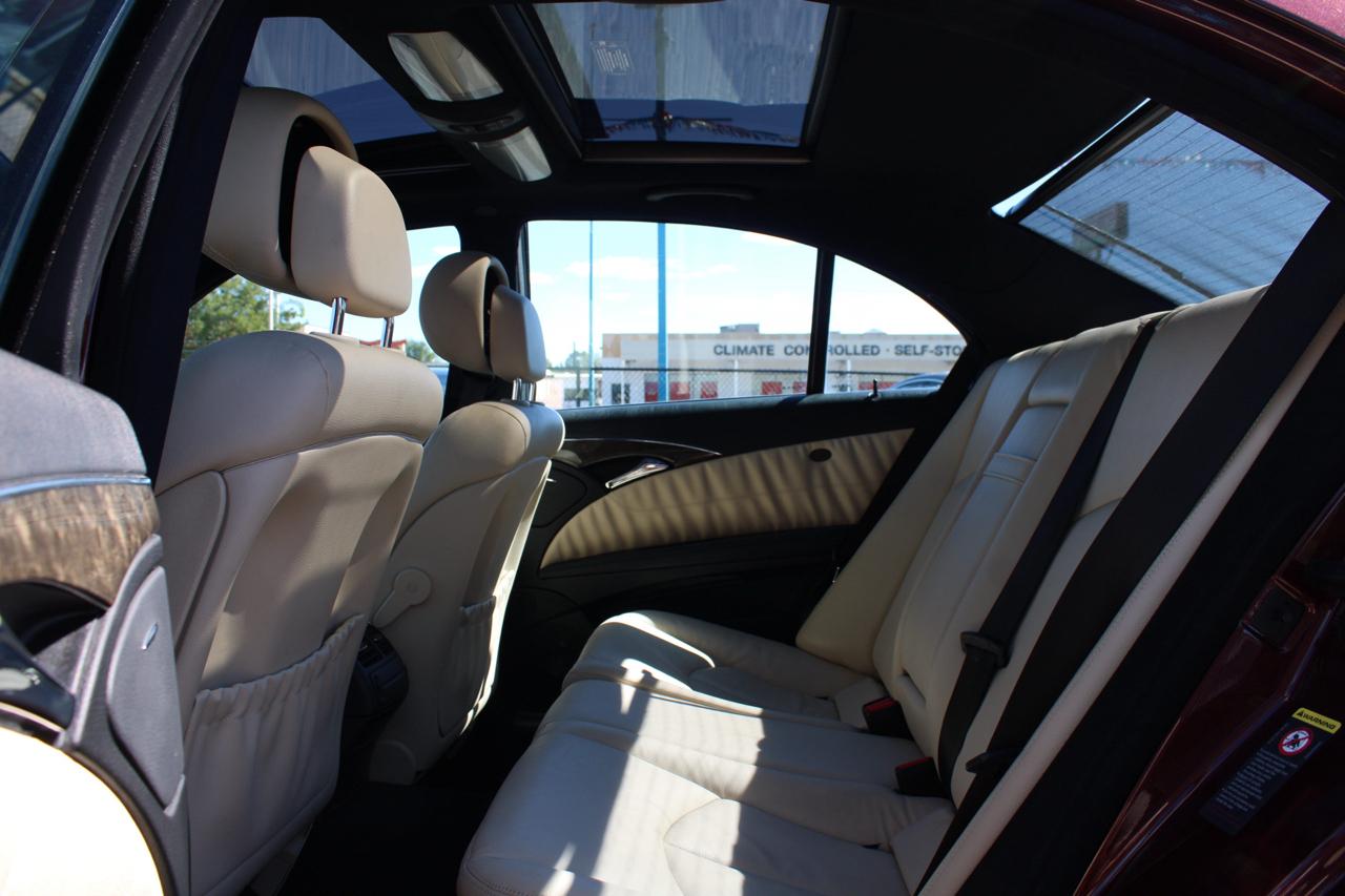 Mercedes-Benz E-Class photo 16
