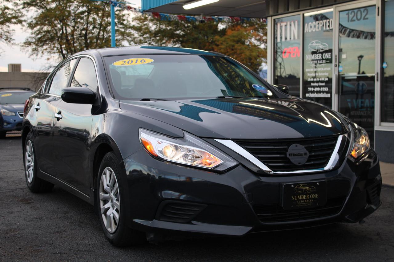 Nissan Altima photo 3
