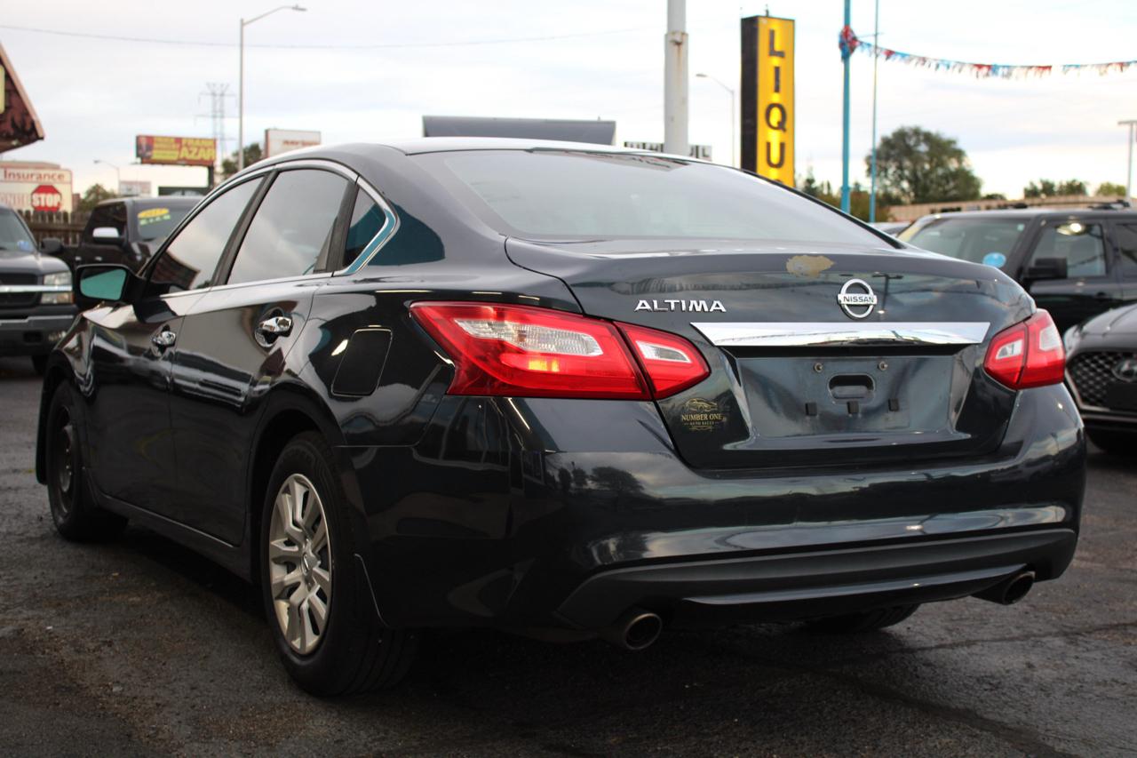 Nissan Altima photo 7