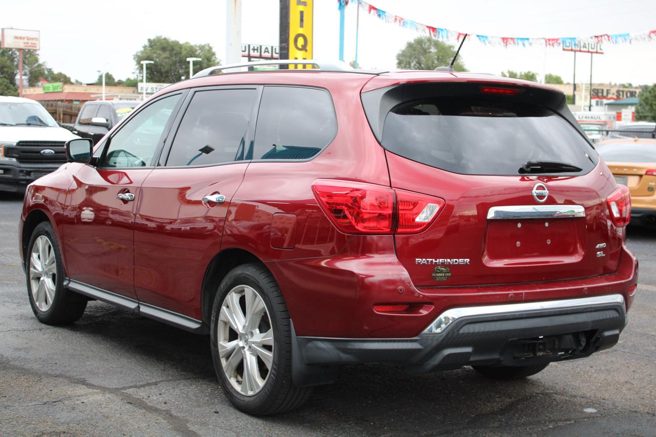 Nissan Pathfinder photo 7