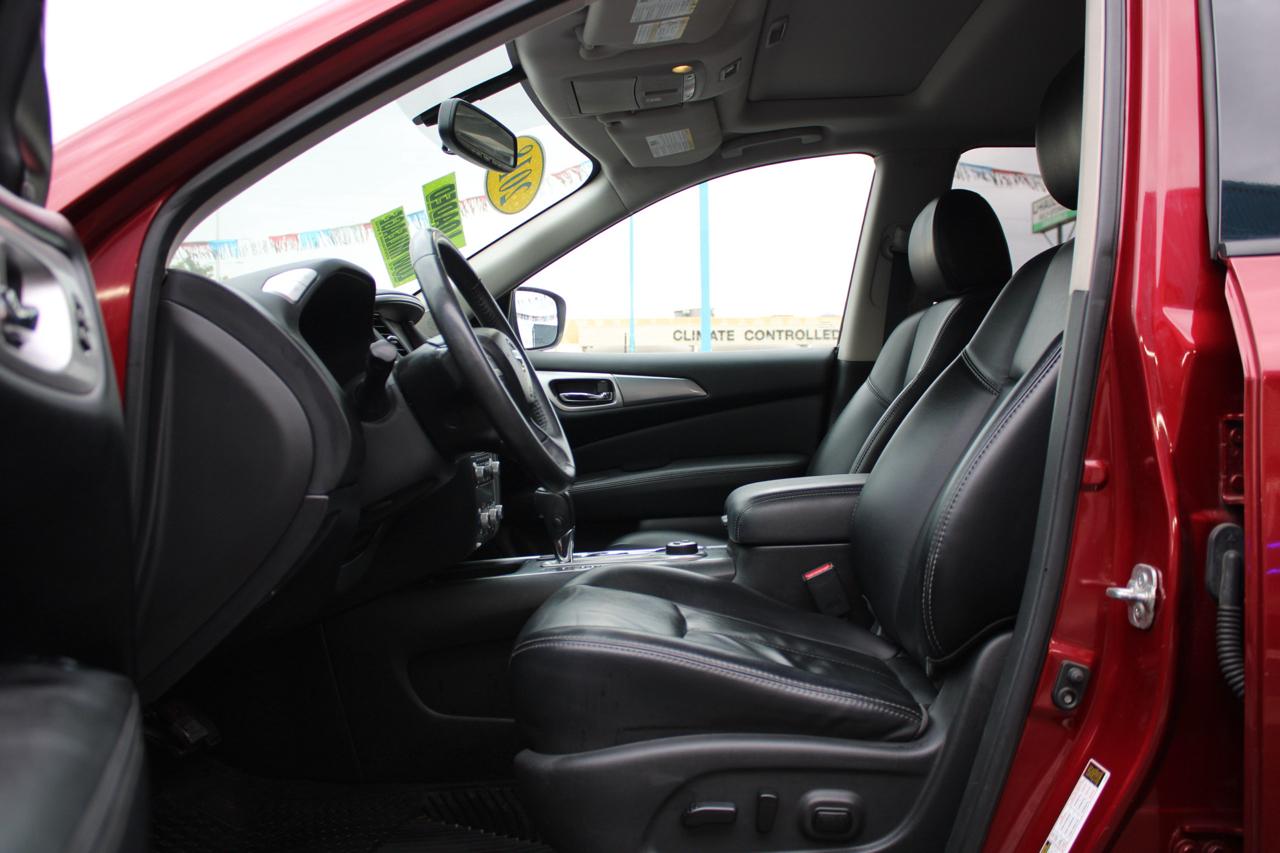 Nissan Pathfinder photo 10