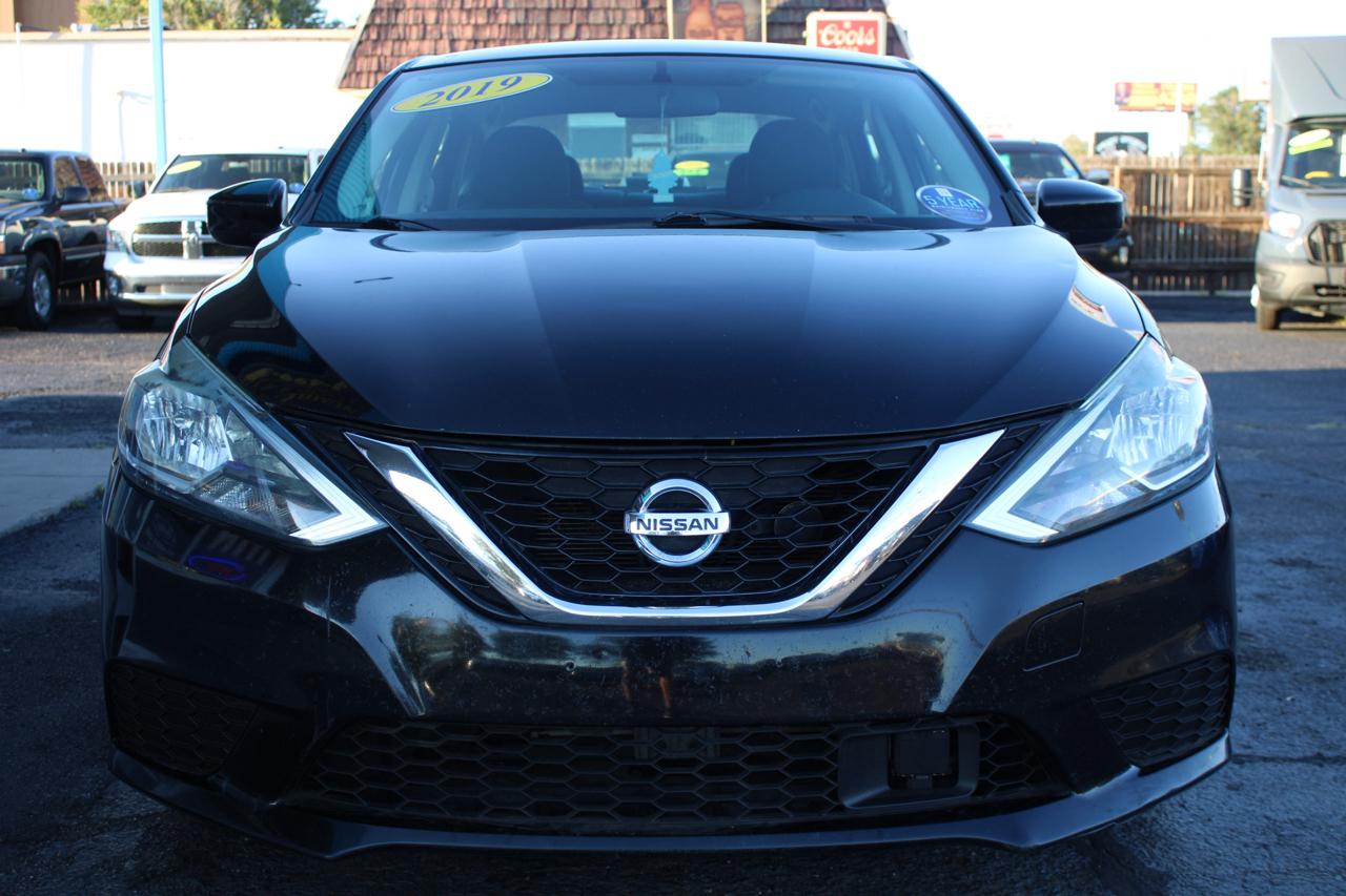 Nissan Sentra photo 2