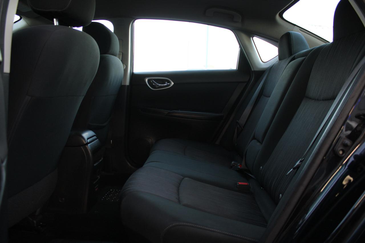 Nissan Sentra photo 18