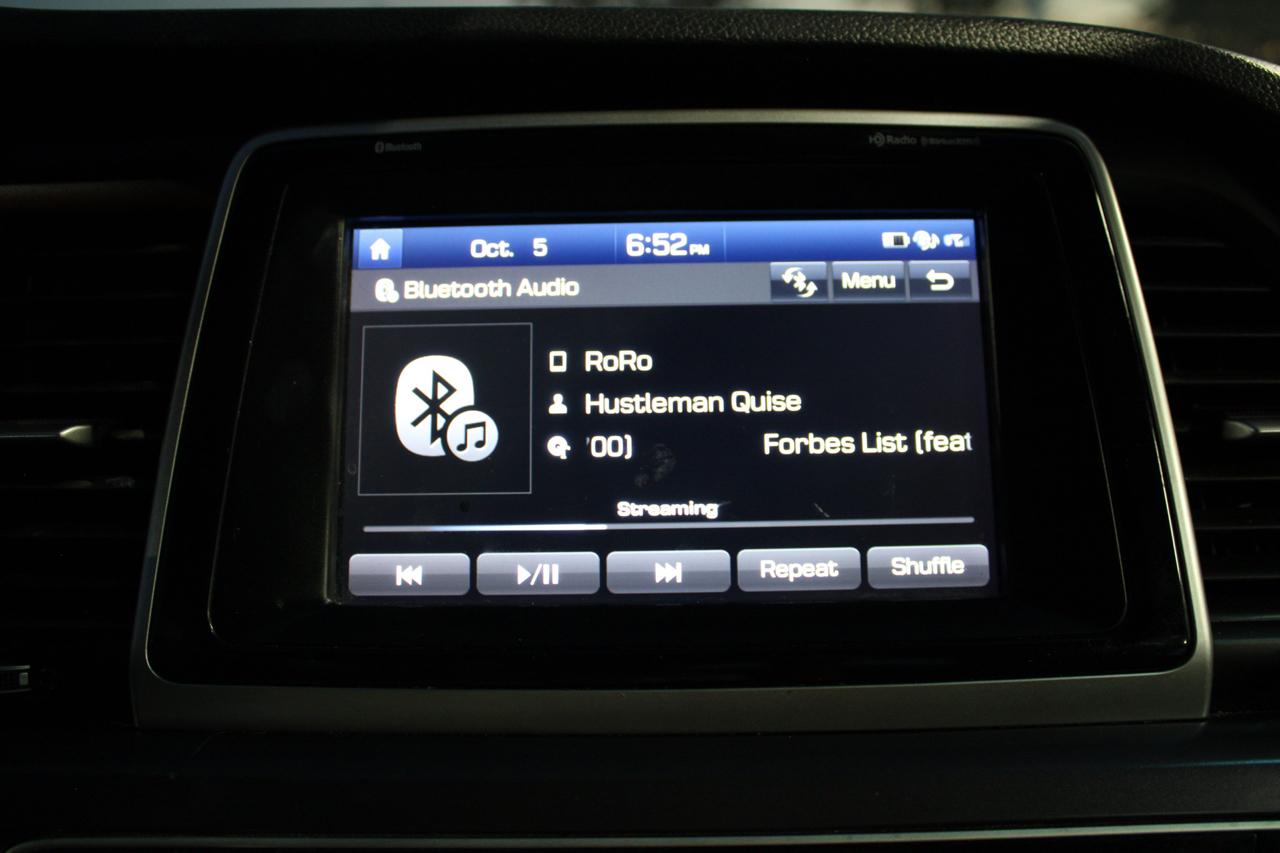 Hyundai Sonata photo 14