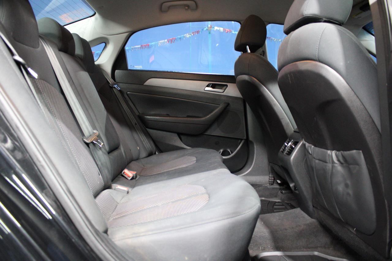 Hyundai Sonata photo 18