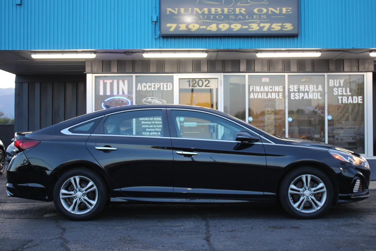 Hyundai Sonata photo 4