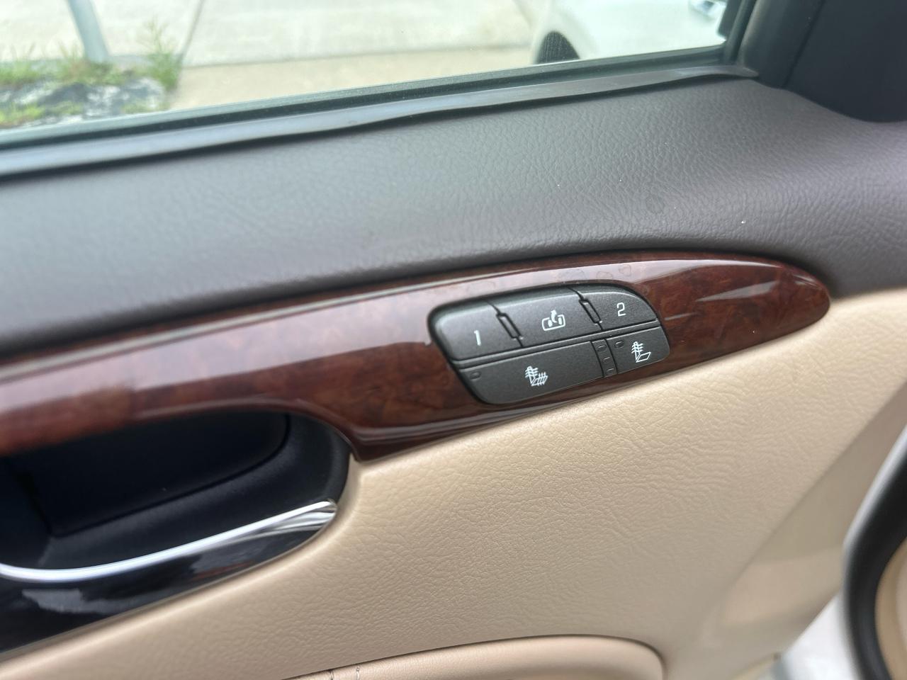Buick Lucerne CXL 2010