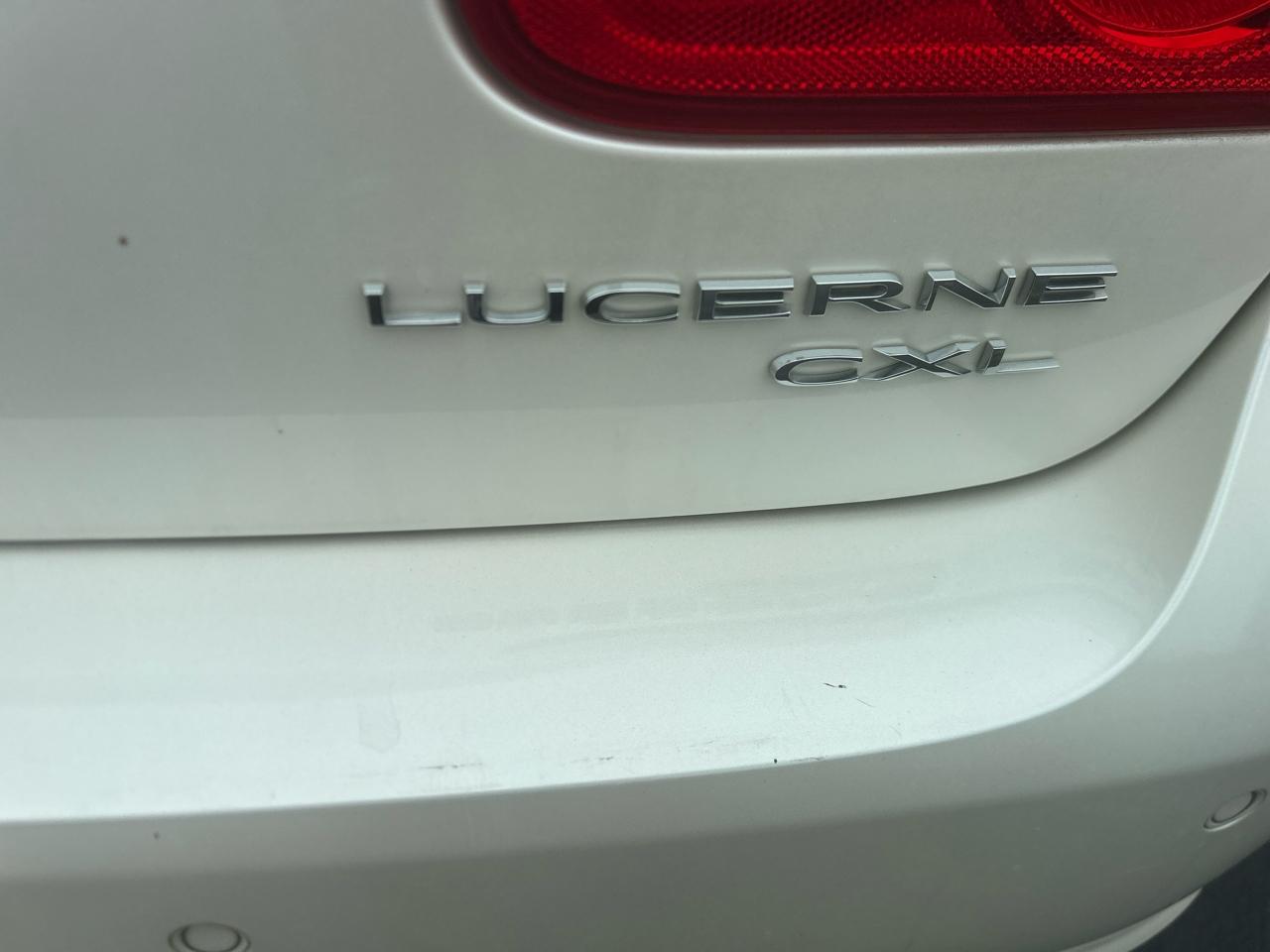 Buick Lucerne CXL 2010
