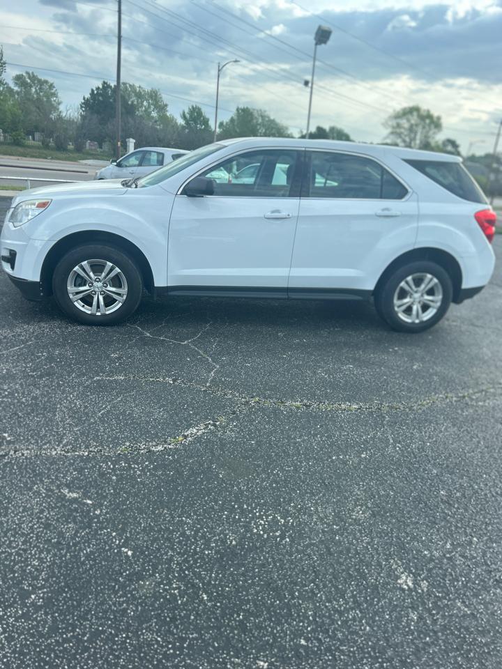 Chevrolet Equinox LS 2WD 2013