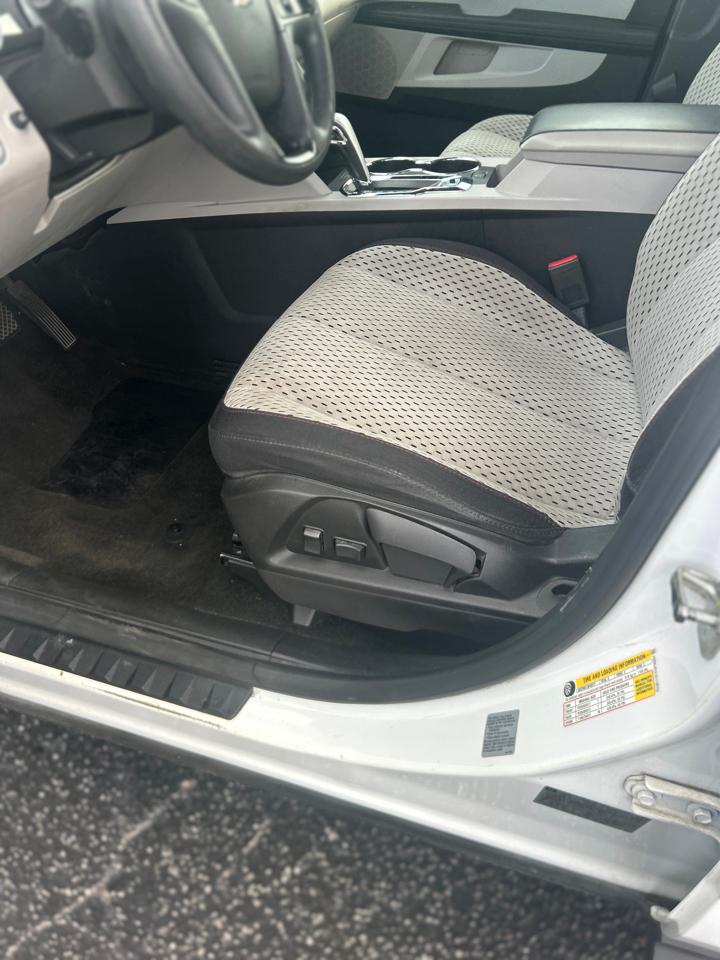 Chevrolet Equinox LS 2WD 2013