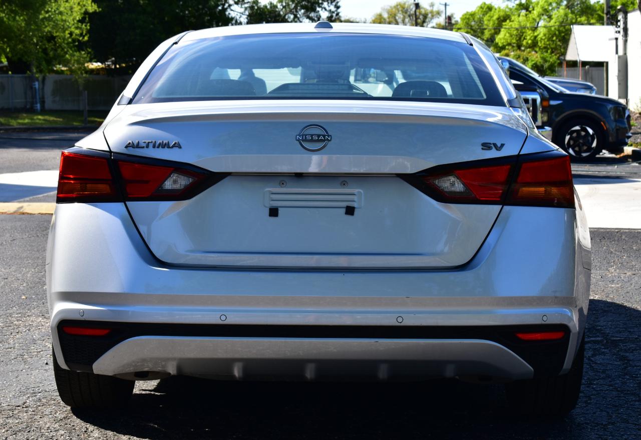 Nissan Altima 2.5 SV Sedan 2024