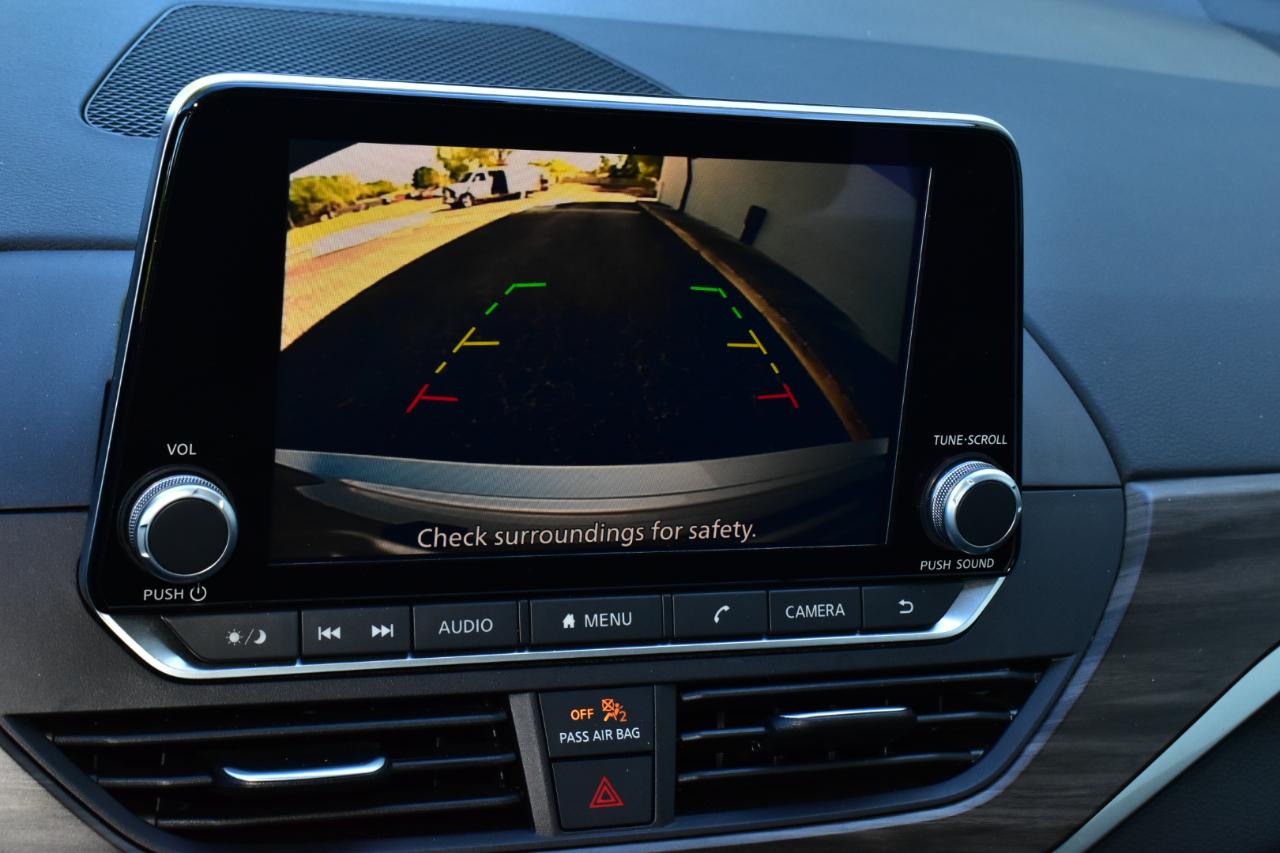 Nissan Altima 2.5 SV Sedan 2024