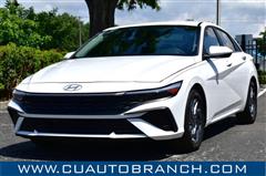 2024 Hyundai Elantra Hybrid 