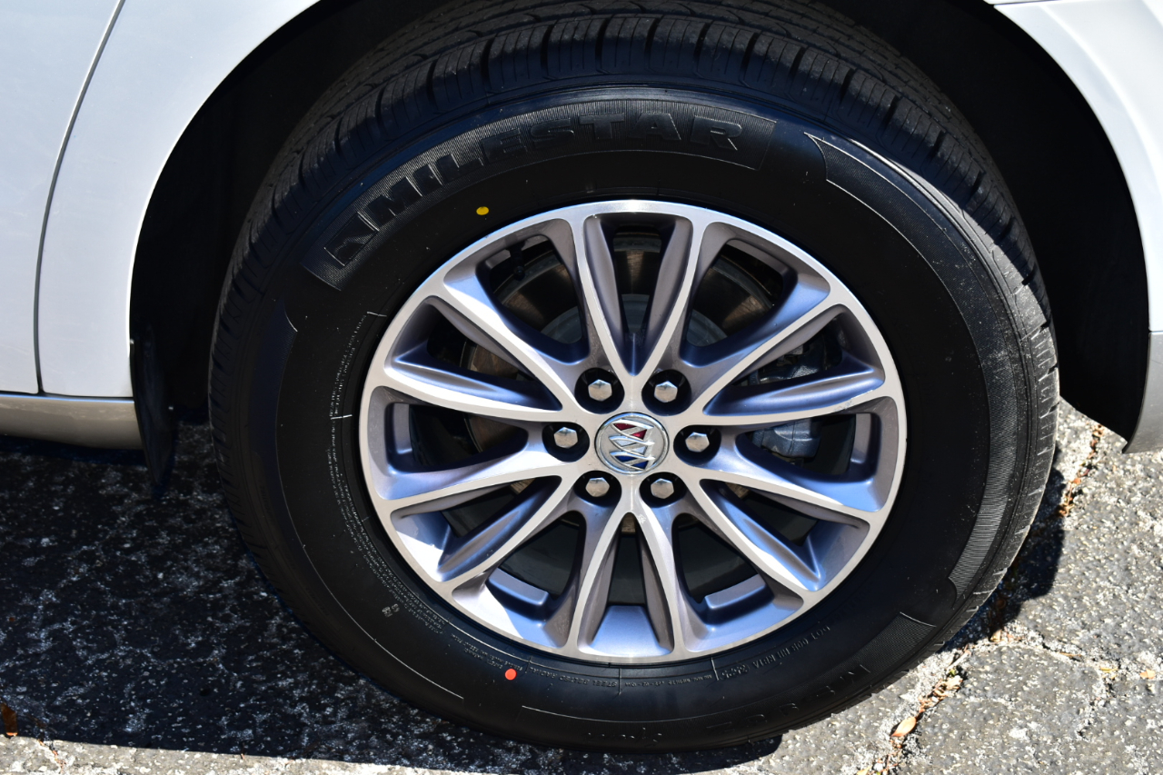 Buick Enclave FWD 4dr Essence 2023