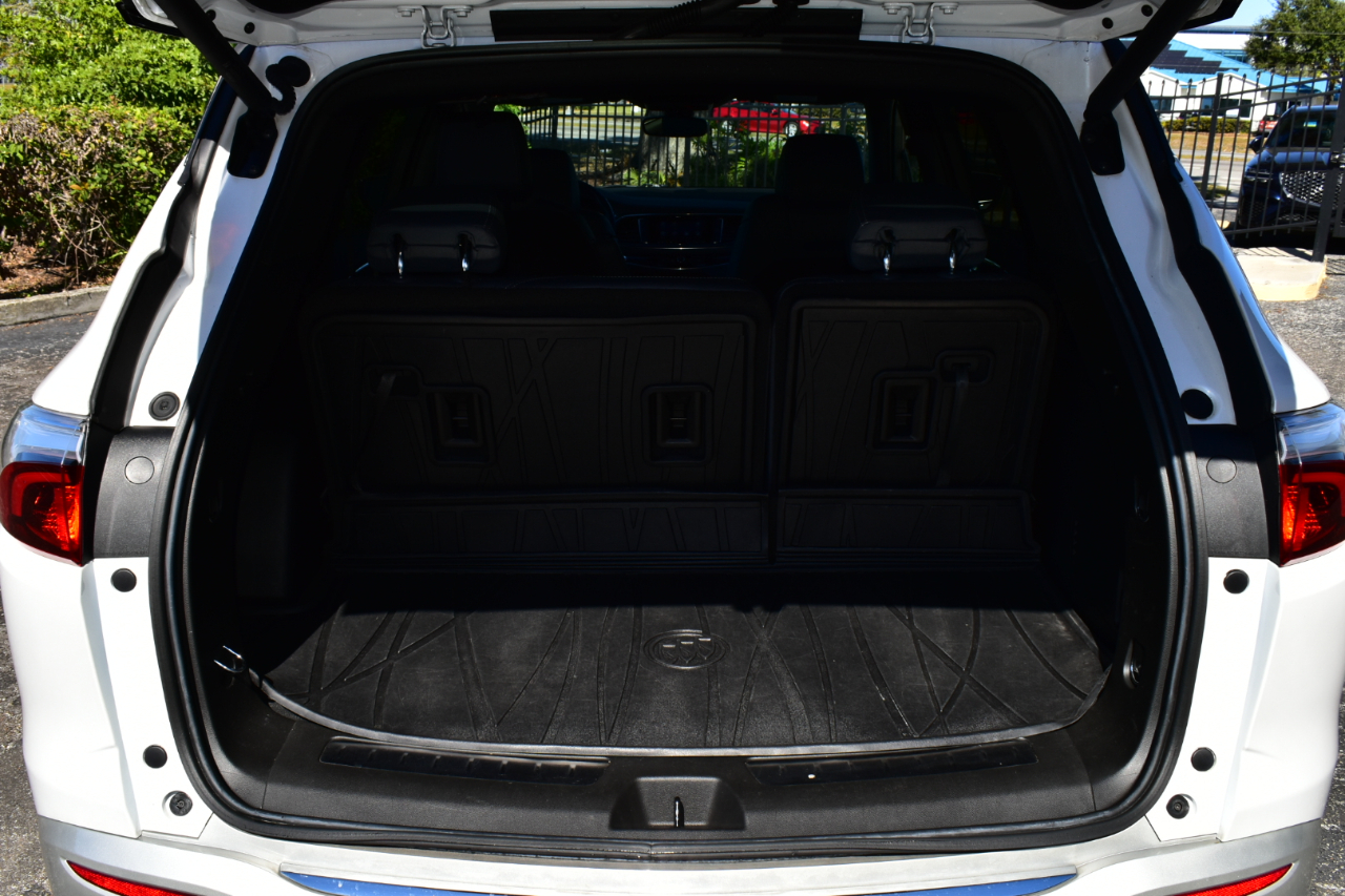 Buick Enclave FWD 4dr Essence 2023