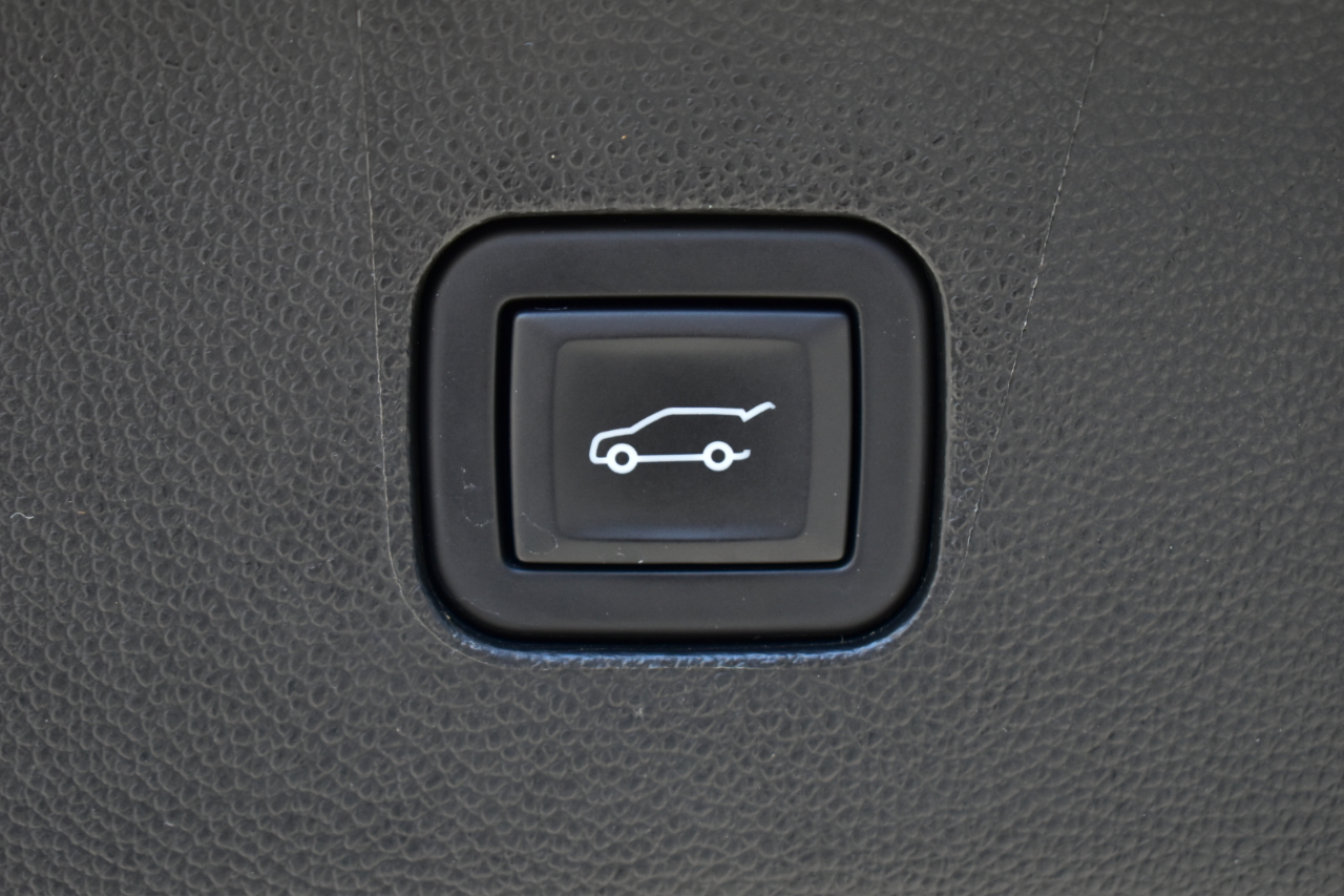 Buick Enclave FWD 4dr Essence 2023