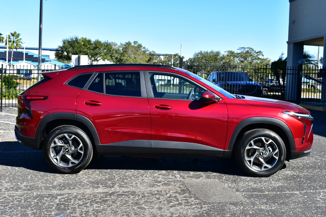 Chevrolet Trax FWD 4dr LT 2025