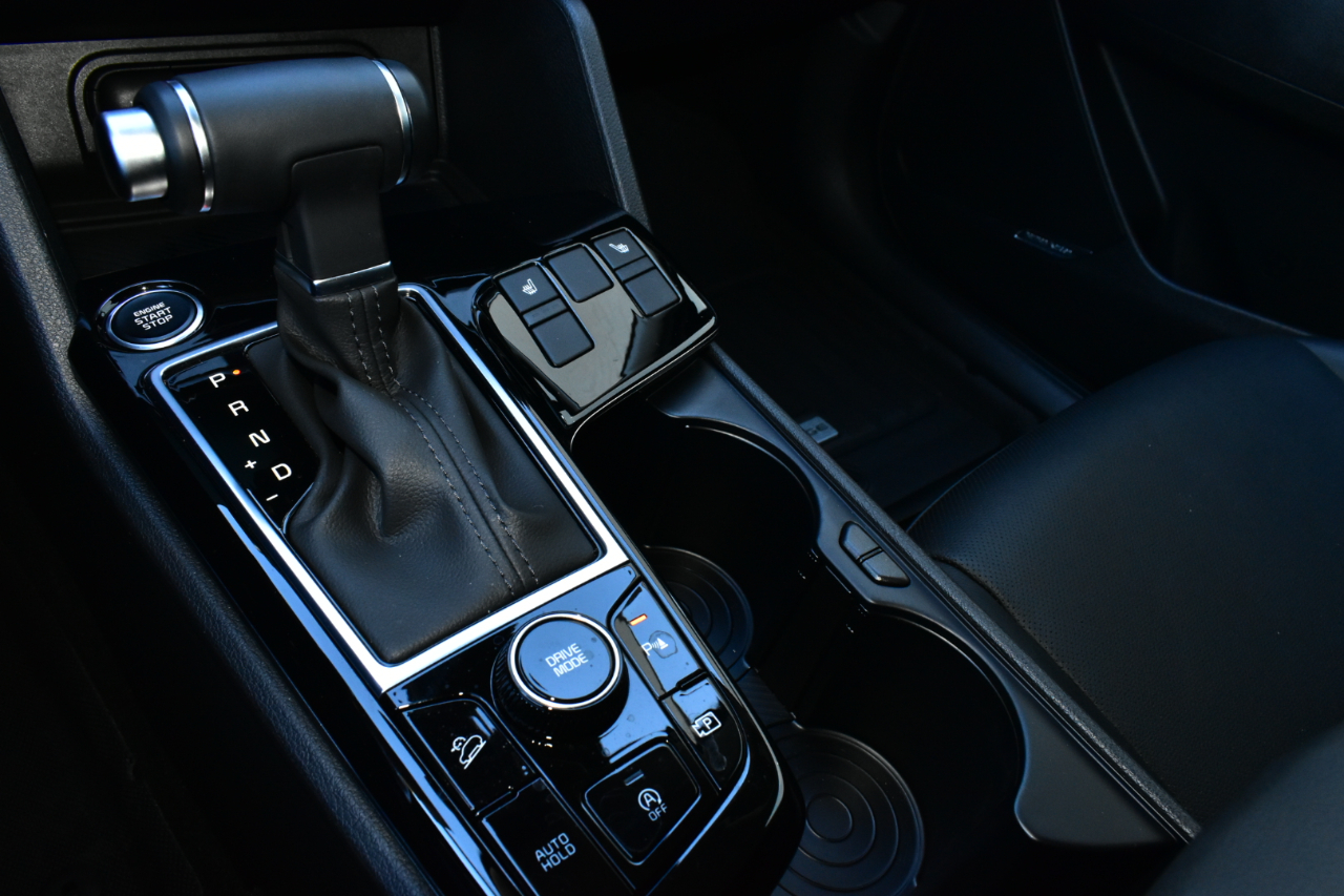 Kia Sportage SX FWD 2025