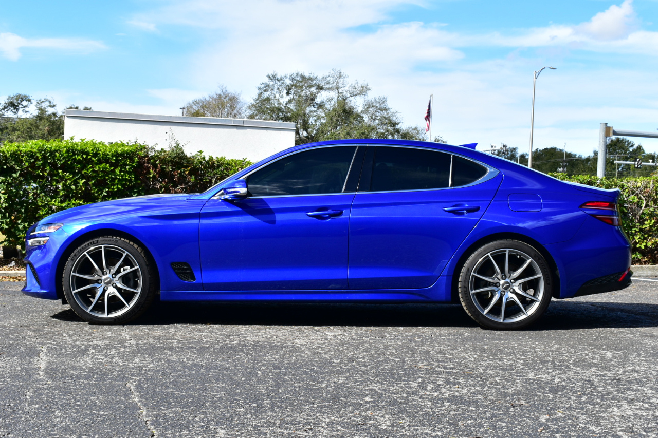 Genesis G70 2.0T RWD 2022