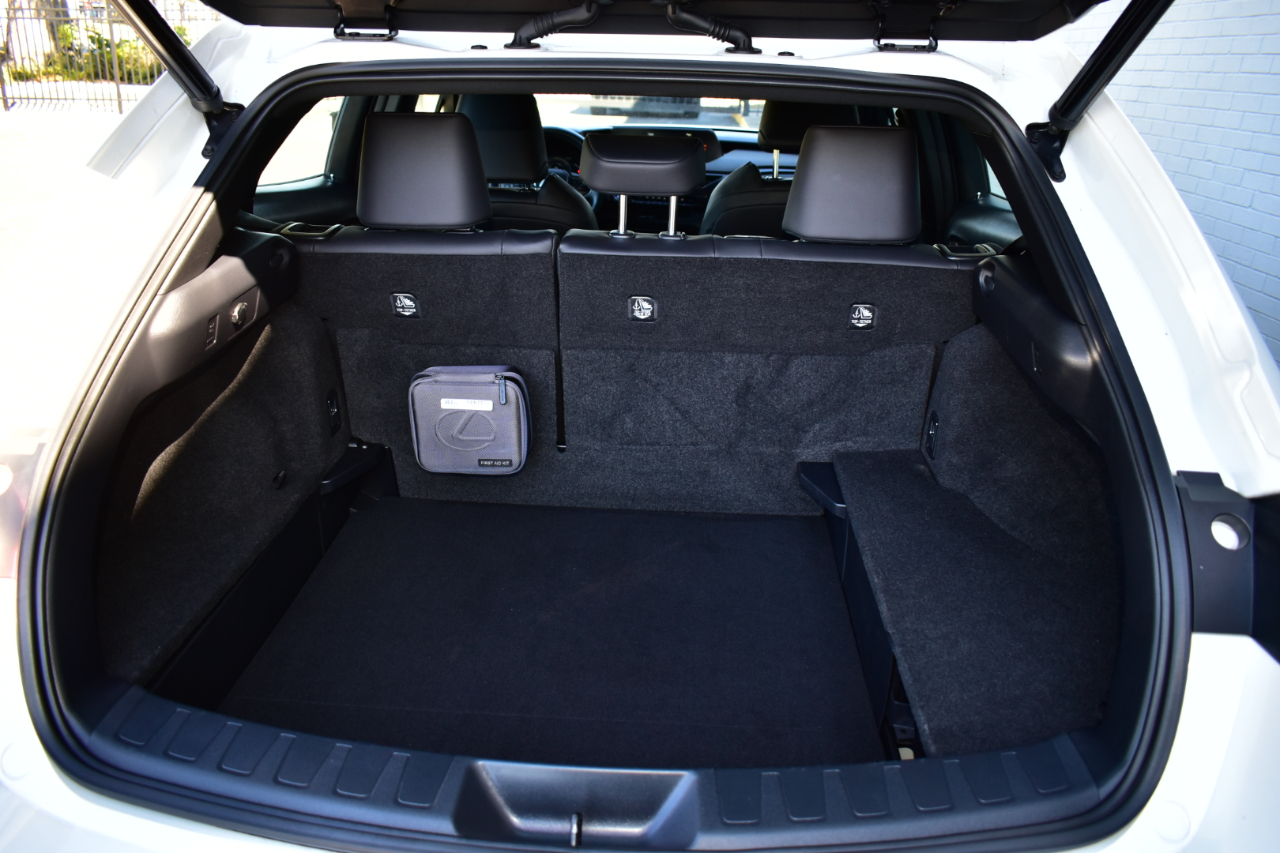 Lexus UX UX 250h AWD 2022