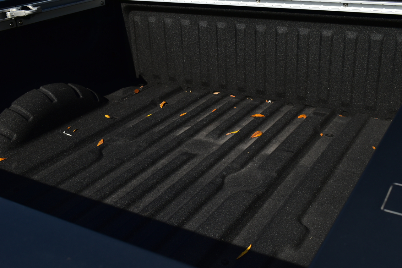 Nissan Titan 4x2 Crew Cab SV 2024