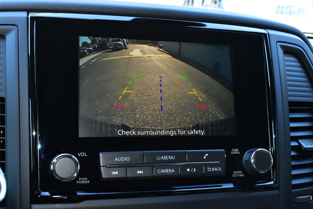 Nissan Titan 4x2 Crew Cab SV 2024