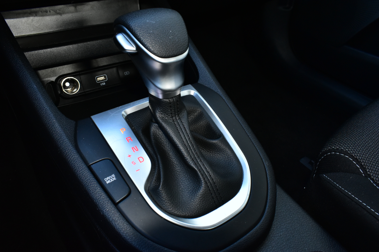 Kia Forte LXS IVT 2024