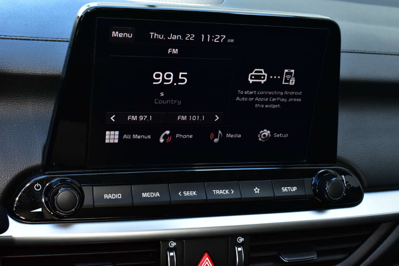 Kia Forte LXS IVT 2024