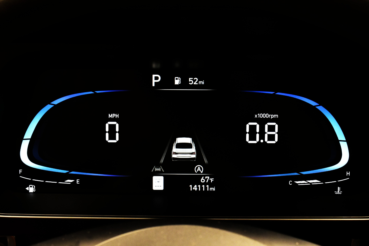 Hyundai Elantra SE IVT 2025