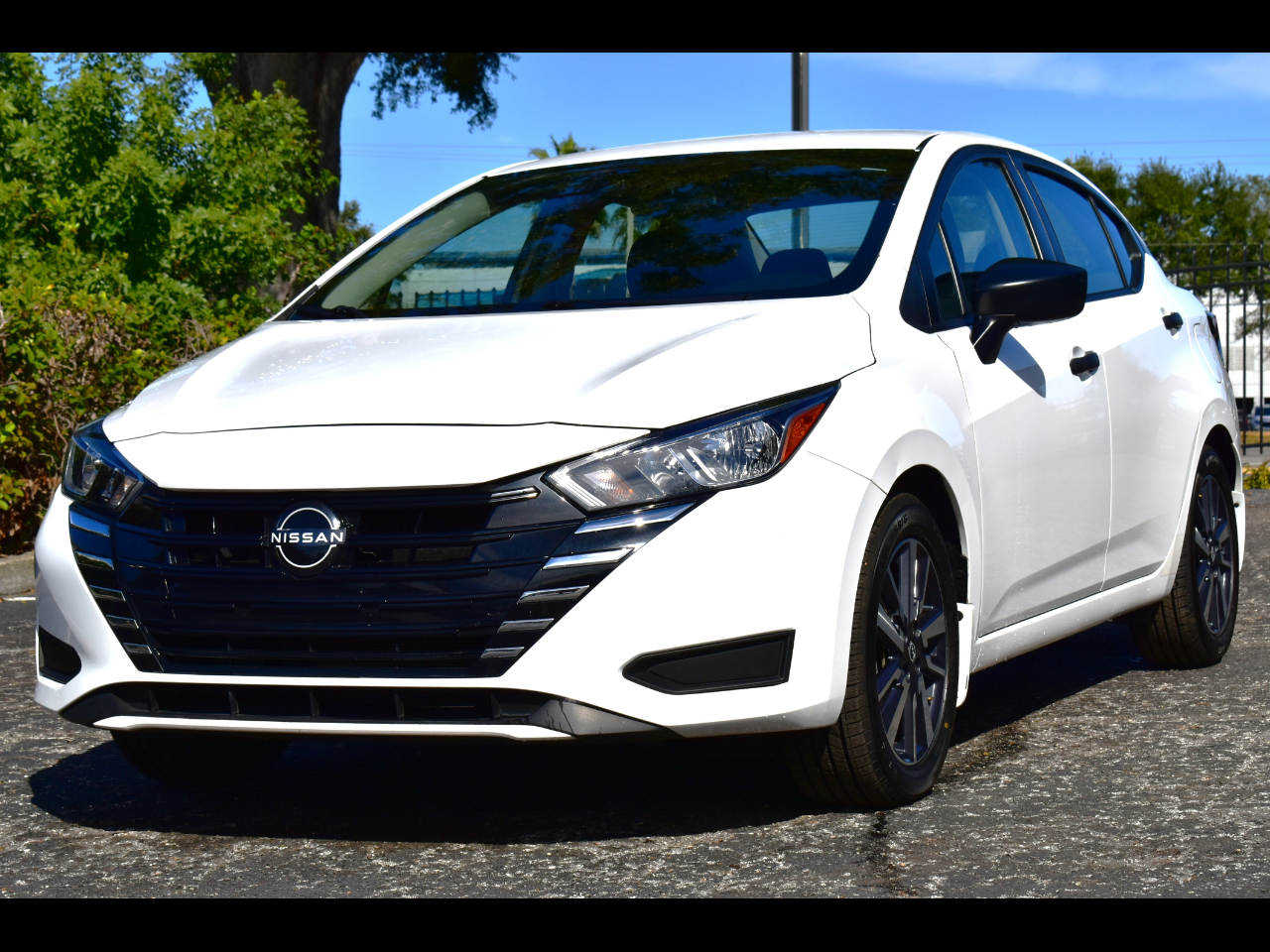 2023 Nissan Versa Sedan S