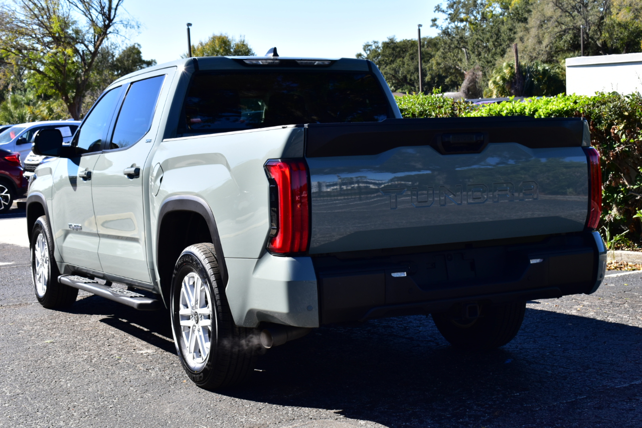 Toyota Tundra SR5 CrewMax 5.5' Bed (Natl) 2024