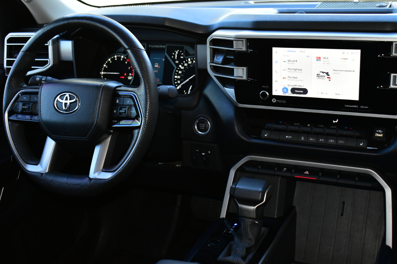 Toyota Tundra SR5 CrewMax 5.5' Bed (Natl) 2024