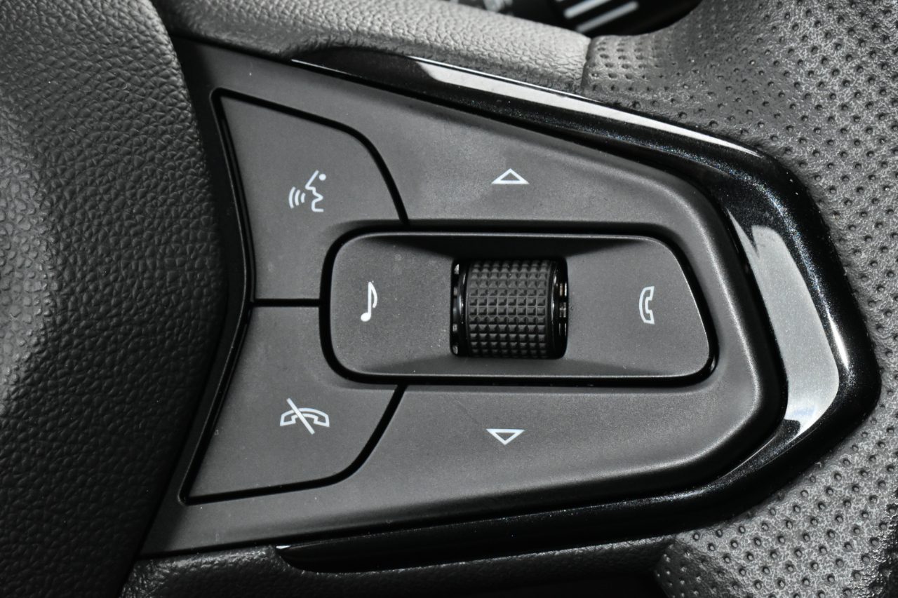 Chevrolet Trax FWD 4dr LT 2025