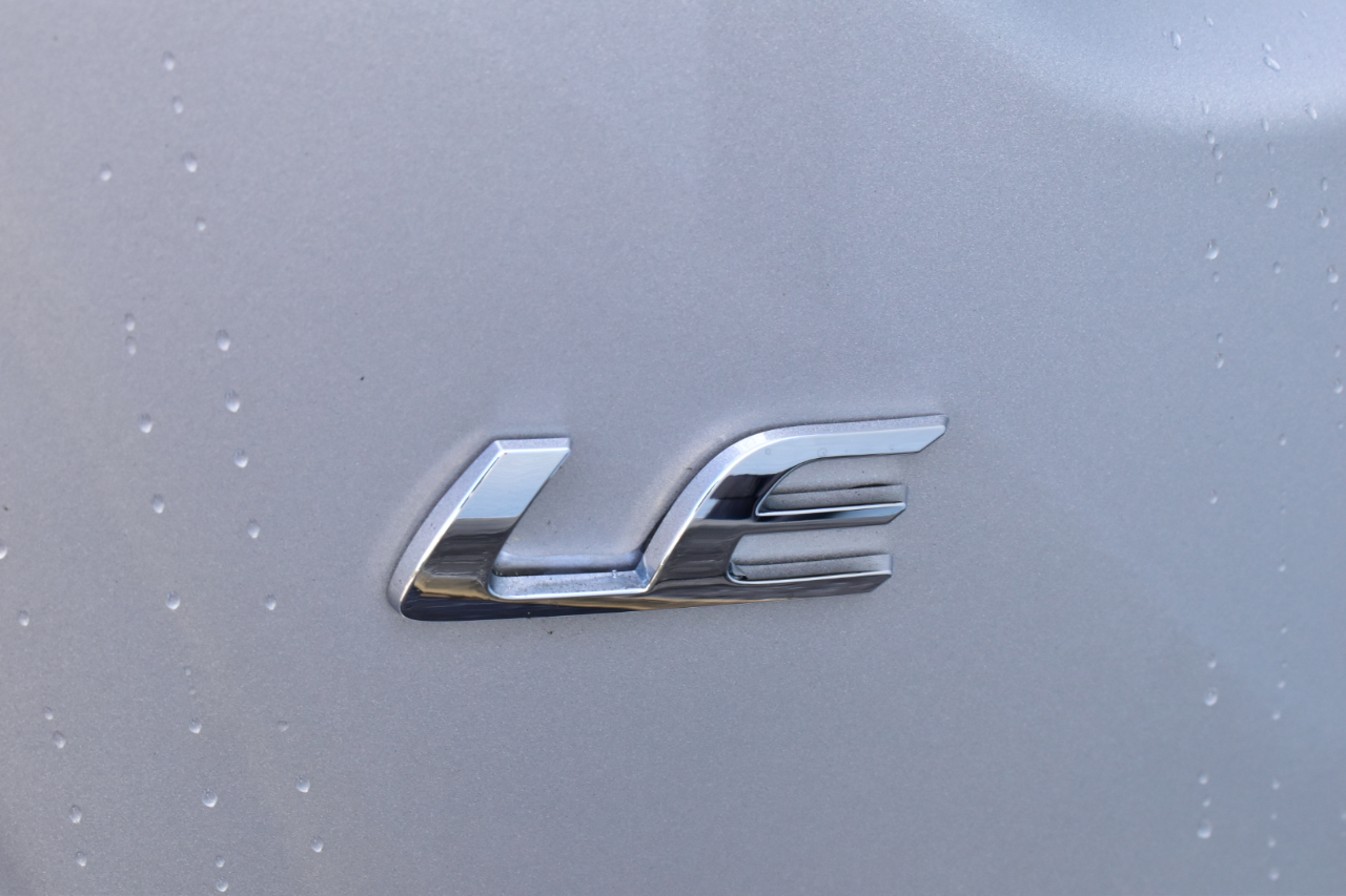 Toyota Corolla LE CVT (Natl) 2025