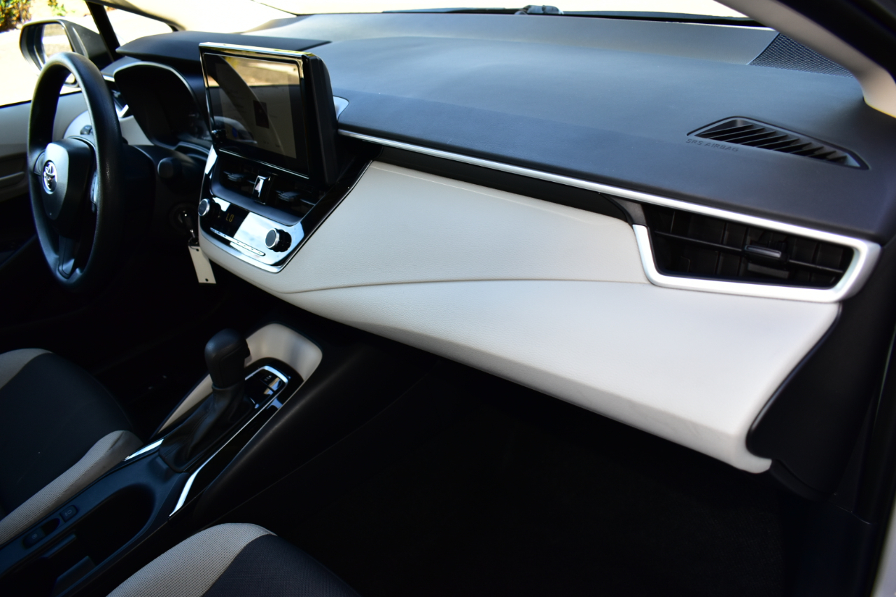 Toyota Corolla LE CVT (Natl) 2025