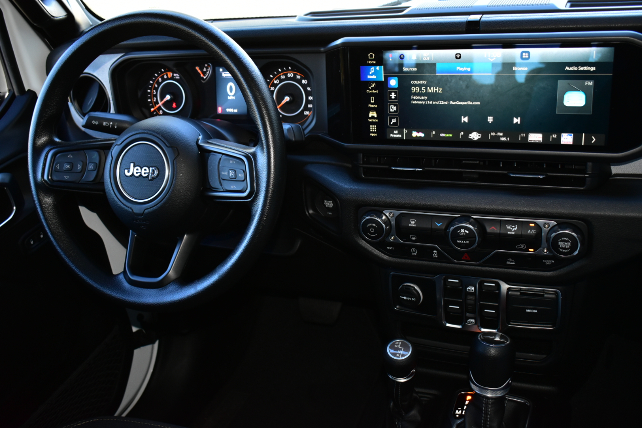 Jeep Gladiator Nighthawk 4x4 *Ltd Avail* 2025