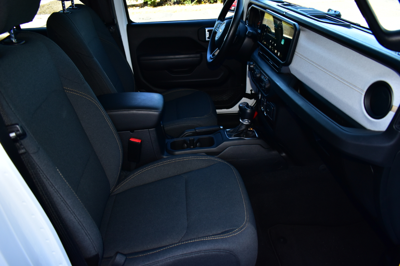 Jeep Gladiator Nighthawk 4x4 *Ltd Avail* 2025