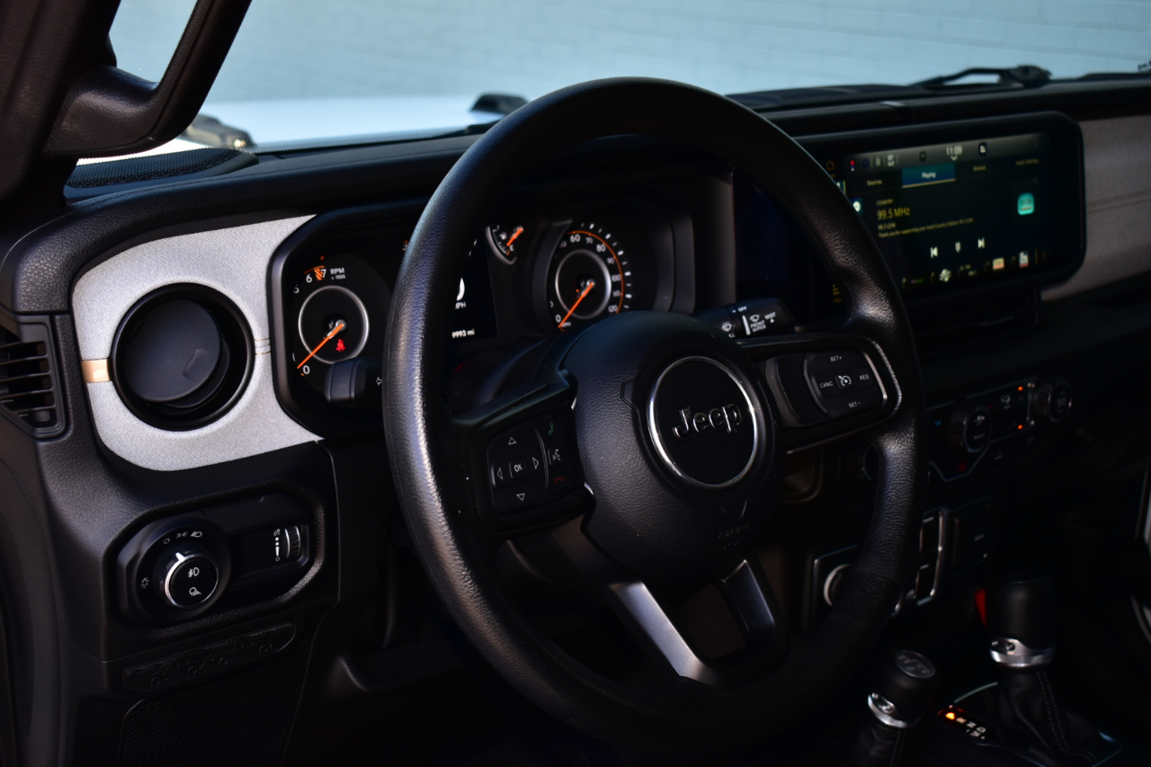 Jeep Gladiator Nighthawk 4x4 *Ltd Avail* 2025